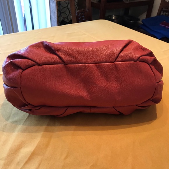 Handbag - Picture 3 of 3